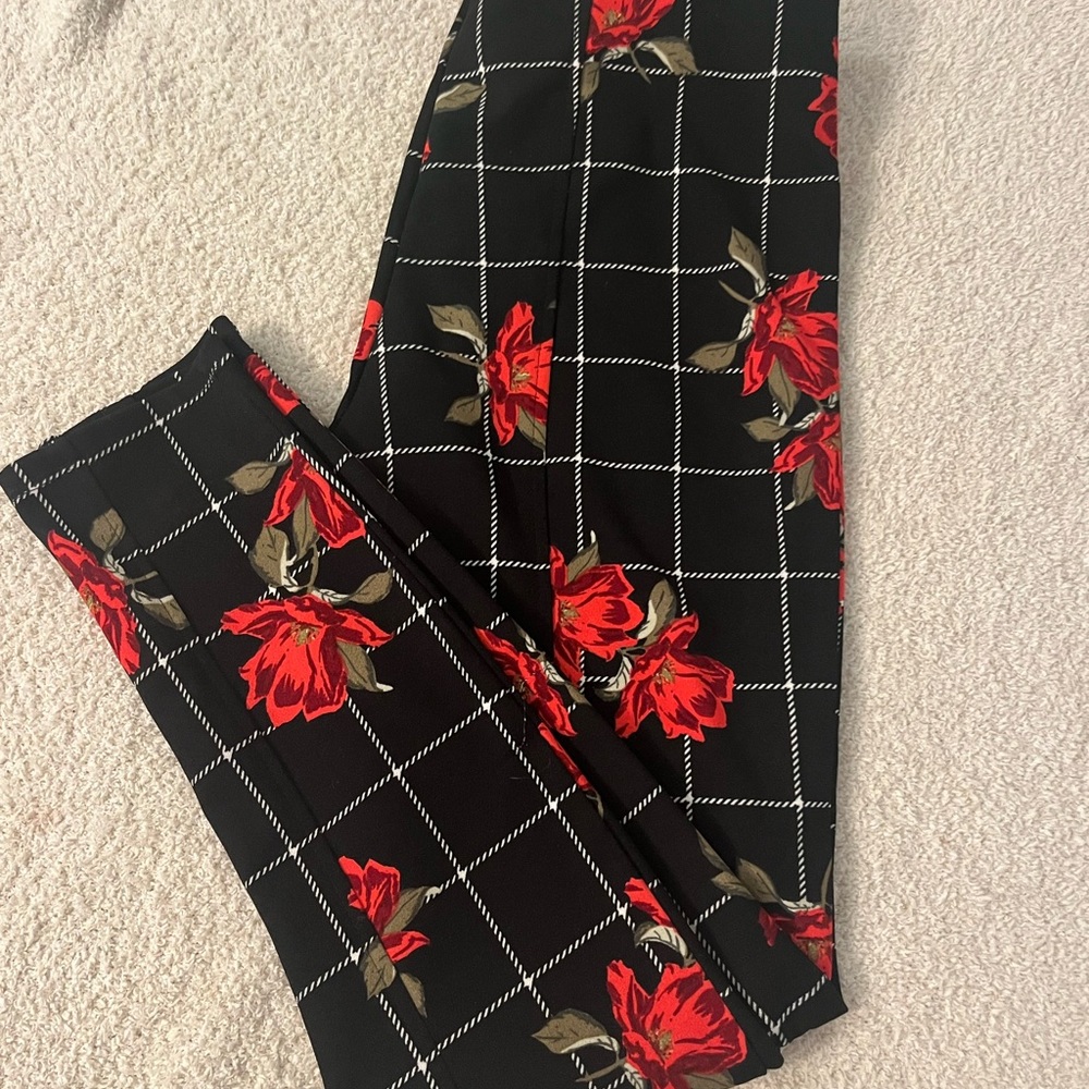 Floral pants | business casual | pants